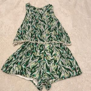 Discontinued size 3/4 Abercrombie kids romper